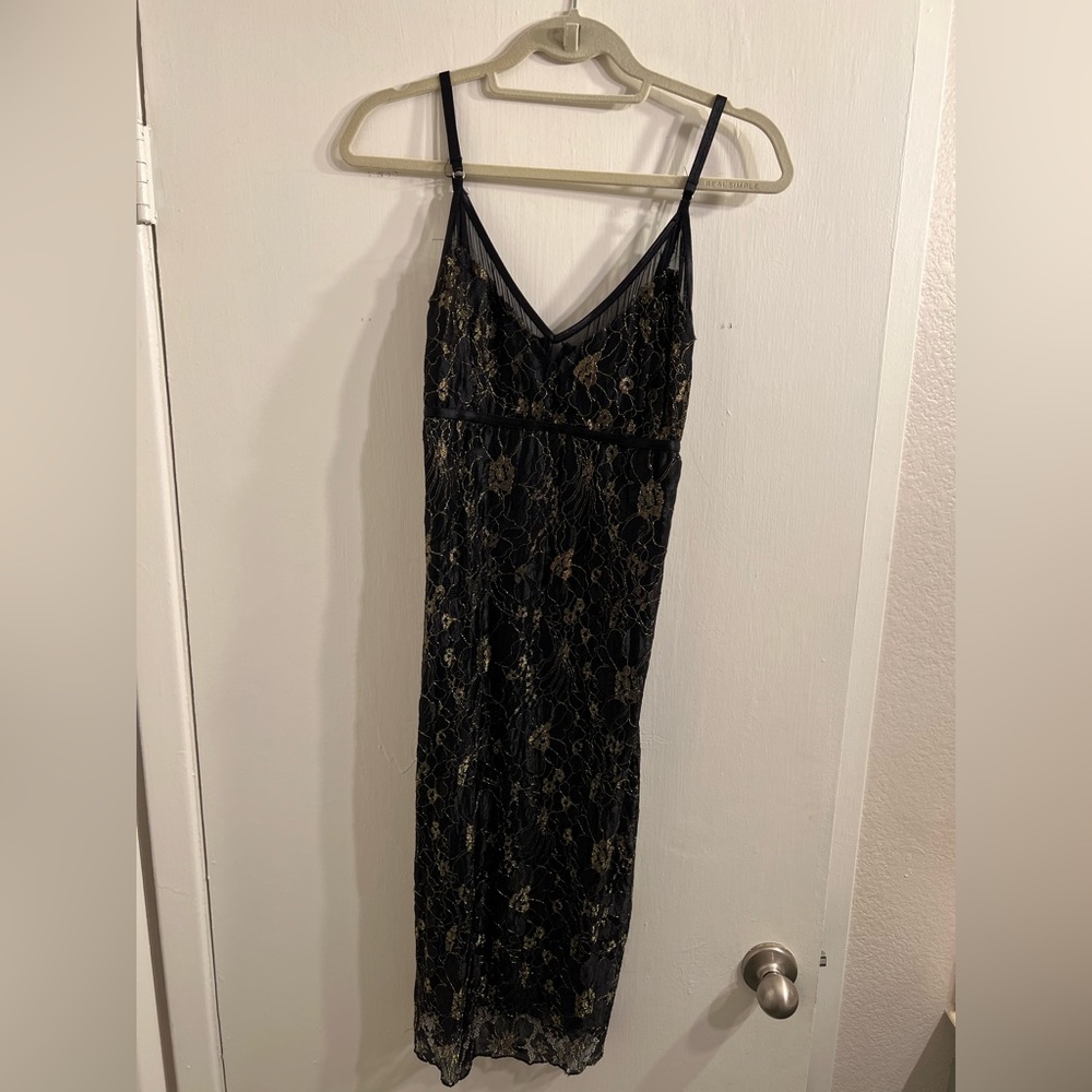 Lulus black and gold midi cocktail dress size large